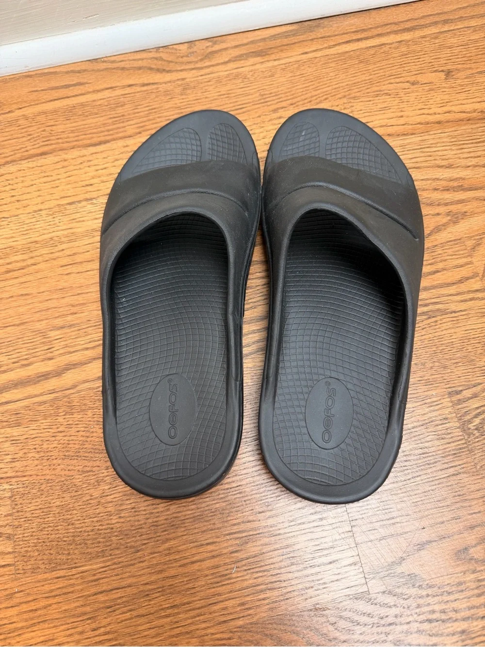 Oofos OOahh Slide M11/W13 Black Sandal